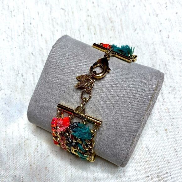 Victoria Secret Bracelet  - Picture 2 of 6